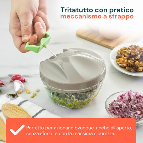 Tritatutto manuale Avilia con meccanismo a strappo pratico, perfetto per azionarlo ovunque senza sforzo, sicuro con noci e cipolla