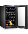 Cantinetta vini da 24 bottiglie 70 litri con porta aperta che mostra 6 ripiani cromati e illuminazione LED interna per conservazione ottimale