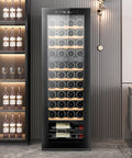 Cantinetta vini da 44 bottiglie 130 litri integrata in cantina moderna con scaffalature illuminate, ripiani in legno e display digitale