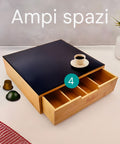 Cassetto Porta Capsule e Cialde in Bambù con ripiano in vetro, compatto con 4 scomparti. Ean 8056819042719