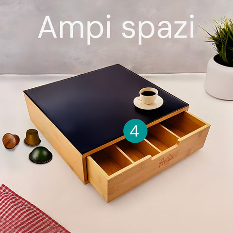 Cassetto Porta Capsule e Cialde in Bambù con ripiano in vetro, compatto con 4 scomparti. Ean 8056819042719