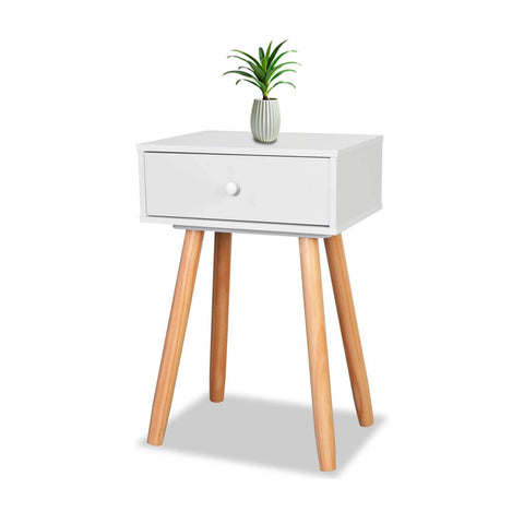 Comodino in bambù bianco con cassetto, design moderno e versatile, decorato con pianta verde, perfetto per camera da letto