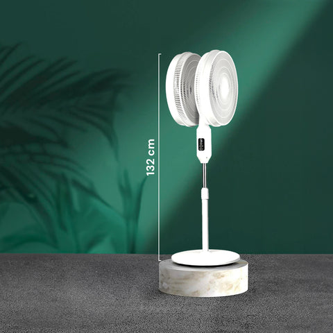 Altezza regolabile fino a 132cm con base stabile rotonda per versatile utilizzo in tutti gli ambienti domestici