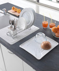 immagine-4-metaltex-scolapiatti-con-bacinella-raccogligocce-e-portaposate-35x31x12cm-ean-8002523257024