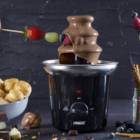 immagine-5-princess-fontana-elettrica-di-cioccolato-a-cascata-con-led-luminoso-32w-nero-ean-8712836272644