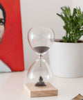 immagine-2-oem-gadget-decorativo-clessidra-con-sabbia-magnetica-16cm-ean-4029811444281