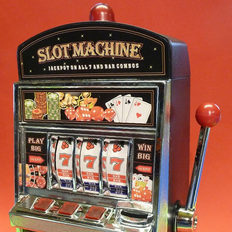 immagine-2-oem-salvadanaio-a-forma-di-slot-machine-con-suono-e-led-ean-4029811281688