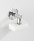 immagine-3-wenko-portasapone-magnetico-in-acciaio-inox-45x4x7cm-ean-4008838318485