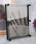 immagine-4-oem-pin-art-gioco-scultura-mobile-a-chiodi-19x14cm-grigio-ean-4029811115549