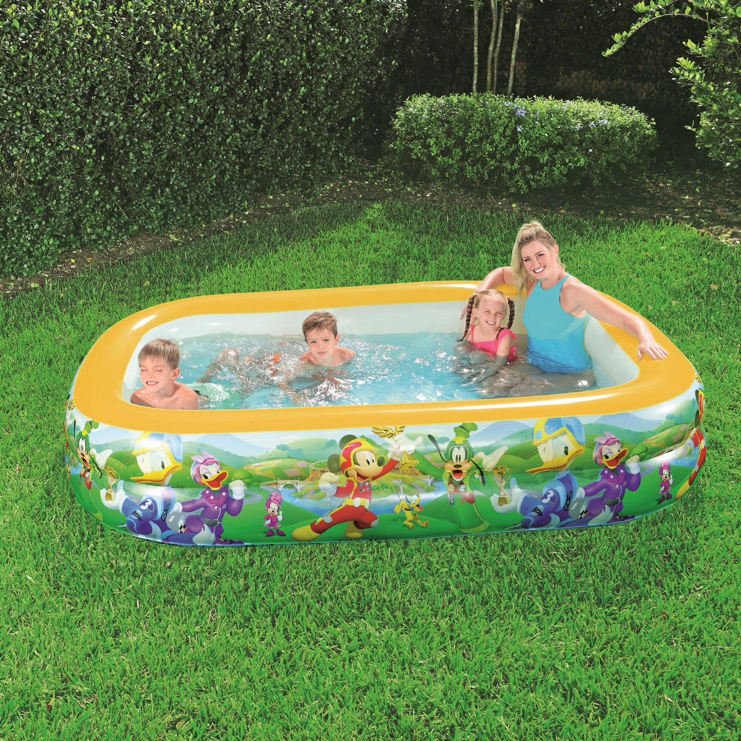 immagine-6-bestway-91008-piscina-family-micke-e-gli-amici-del-rally-ean-6942138906158