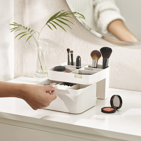immagine-6-joseph-joseph-organizer-per-cosmetici-12x185x195cm-ean-5028420004397