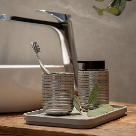 immagine-8-wenko-portaspazzolino-in-ceramica-74x97cm-ean-4008838338087